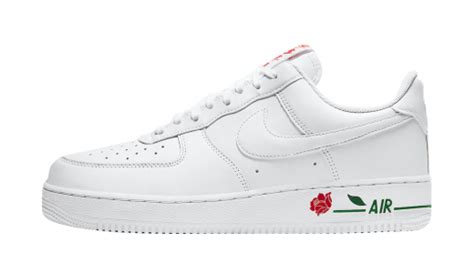 Witte, rode Nike Air Force 1 kopen 